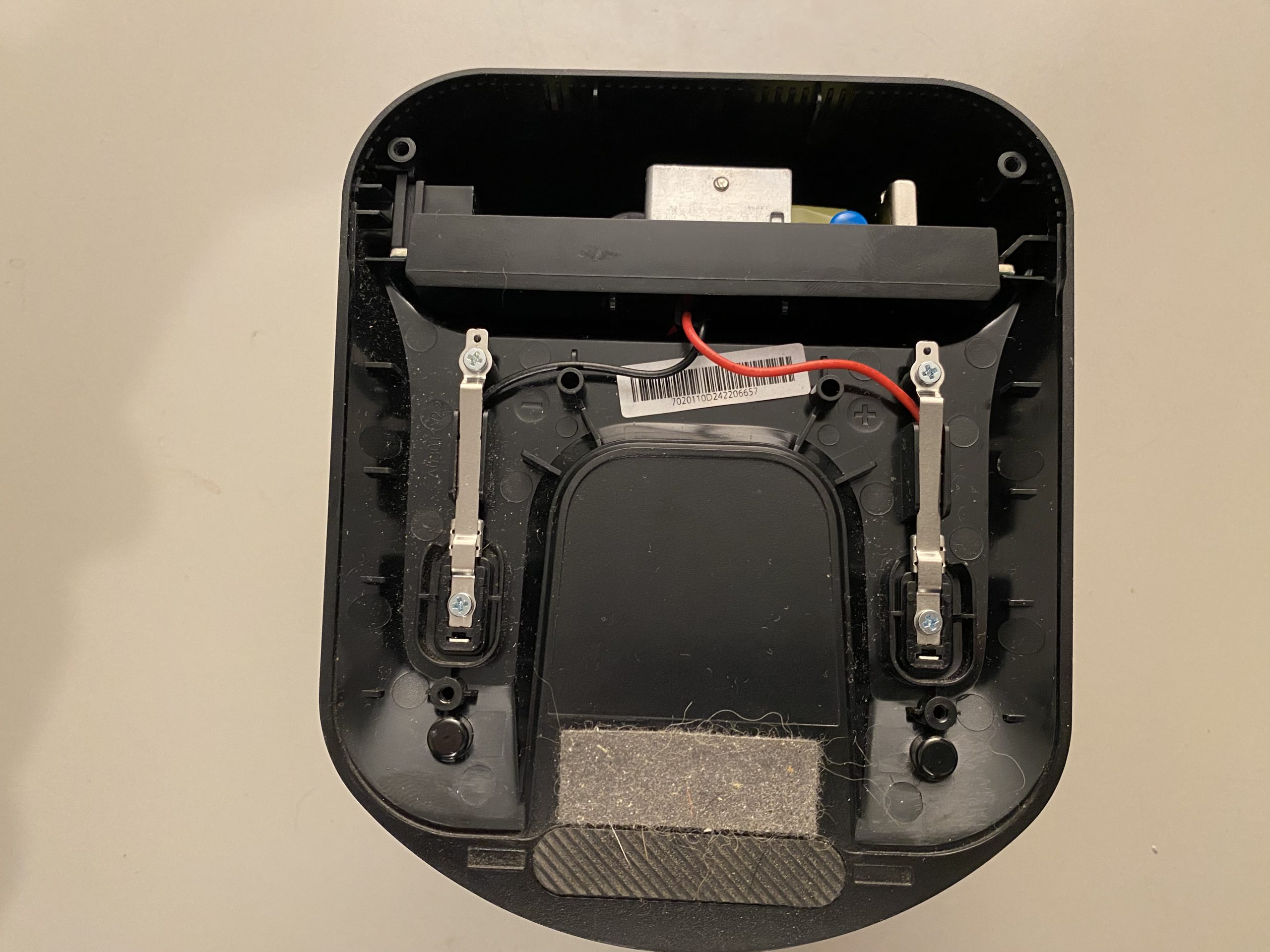Inside the Roborock charging dock